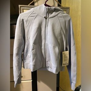 Brand new never worn scuba oversized full zip too small for me and didn’t return